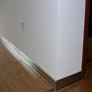 Alternative view of 6cm Parlak Alüminyum Süpürgelik Düz