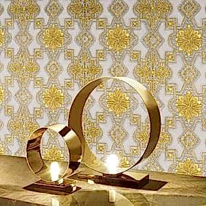 Valentin Yudashkin Duvar Kağıdı Pure Gold Serisi; Varaklar içinde Altın tozu kullanılmıştır. Zenginliği ve lüksü evinizde hissedeceksiniz.