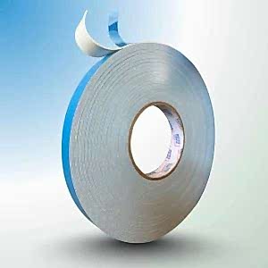 Çivi ya da vida kullanmadan kolayca uygulayabileceğiniz “Çift Taraflı Köpük Montaj Bant 18mm×25m”, güçlü yapışma gücü ve esnek köpük yapısıyla metal, cam, fayans, plastik ve ahşap yüzeylerde uzun ömürlü montaj imkânı sunar. Hemen tıklayın ve hızlıca sahip olun!